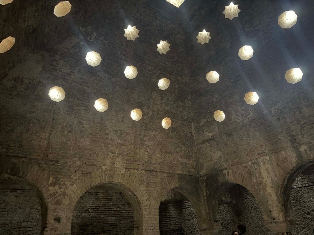 Granada met kinderen Albacain