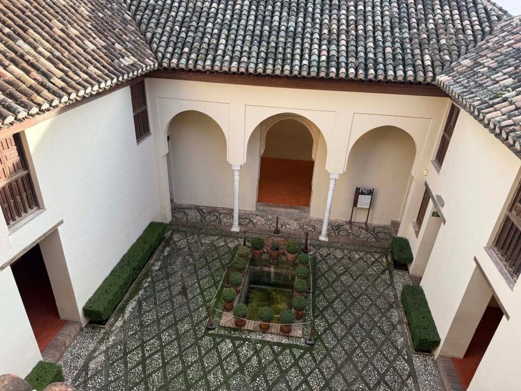 Granada met kinderen Albacain