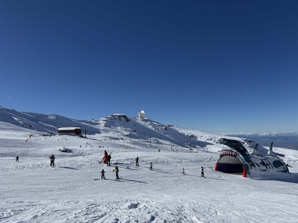 Sierra nevada met kinderen
