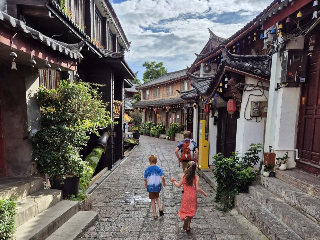 Lijiang met kinderen