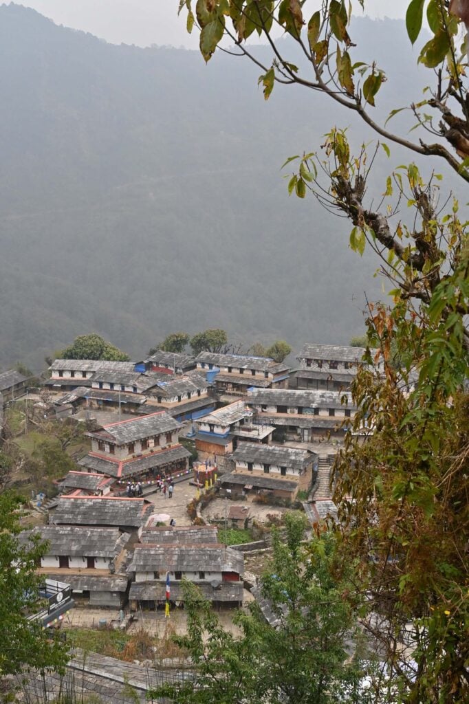 poonhill met kinderen