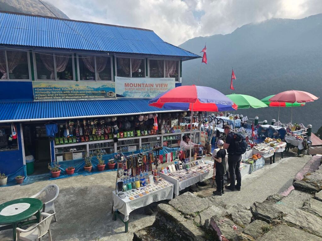 poonhill met kinderen