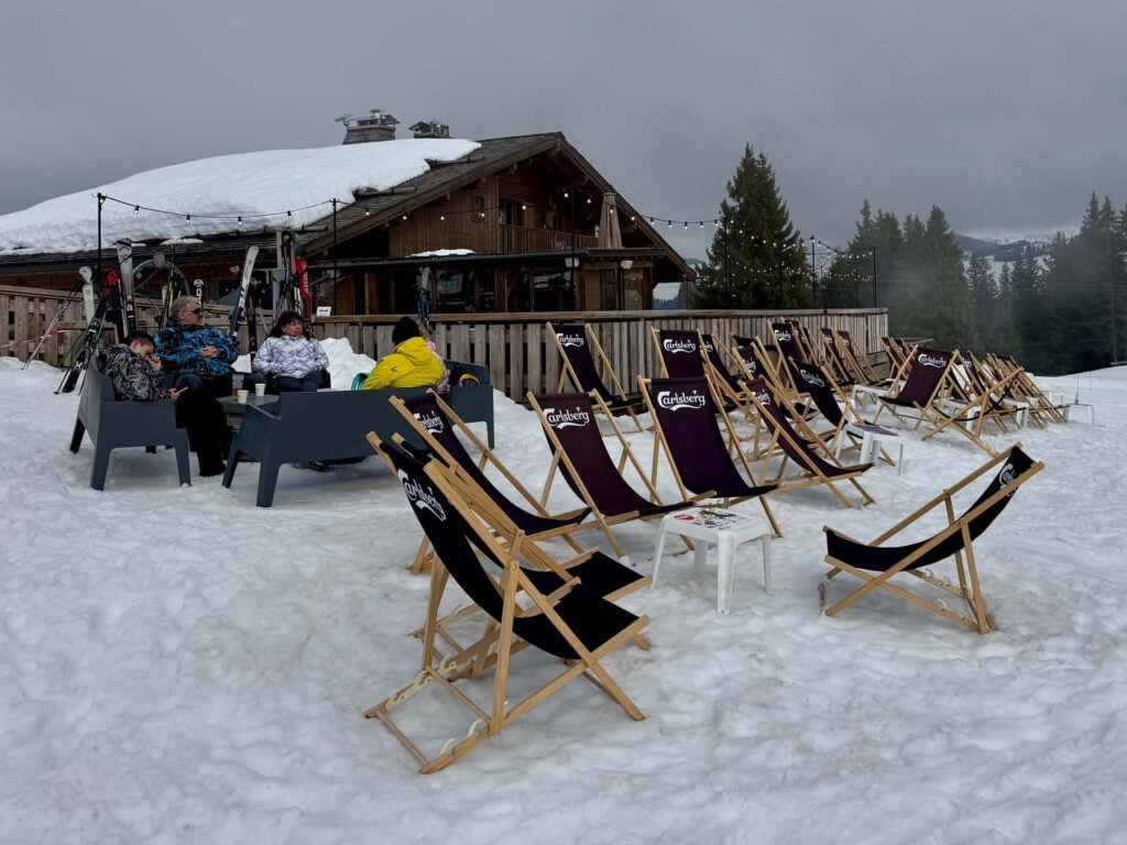 Restaurant-Val-dArly_1