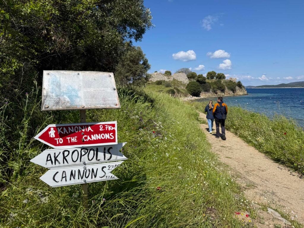 Ema beach, Luka beach en Toroni Beach
