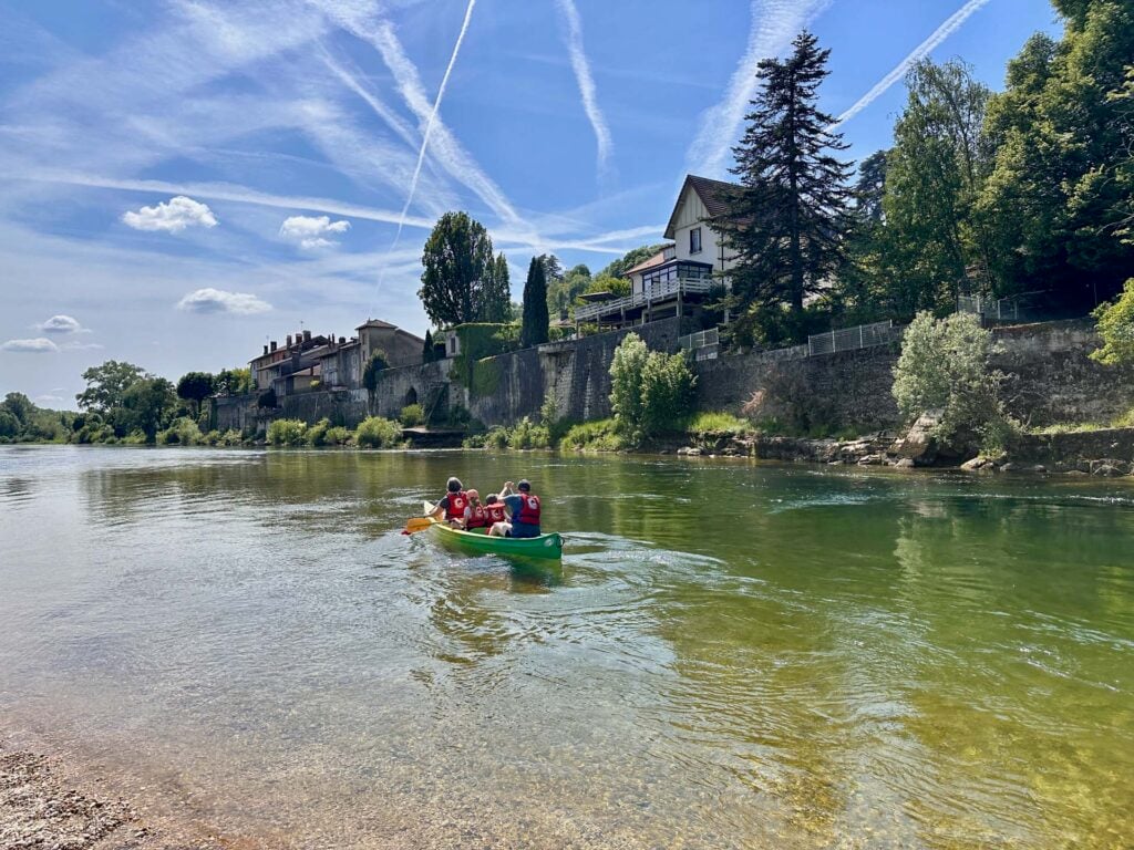 Kanoën over de rivier l’Ain