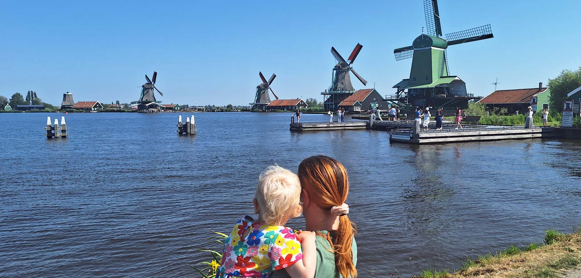 Zaanse Schans met kinderen: een compleet dagje uit tussen molens, kaas en klompen
